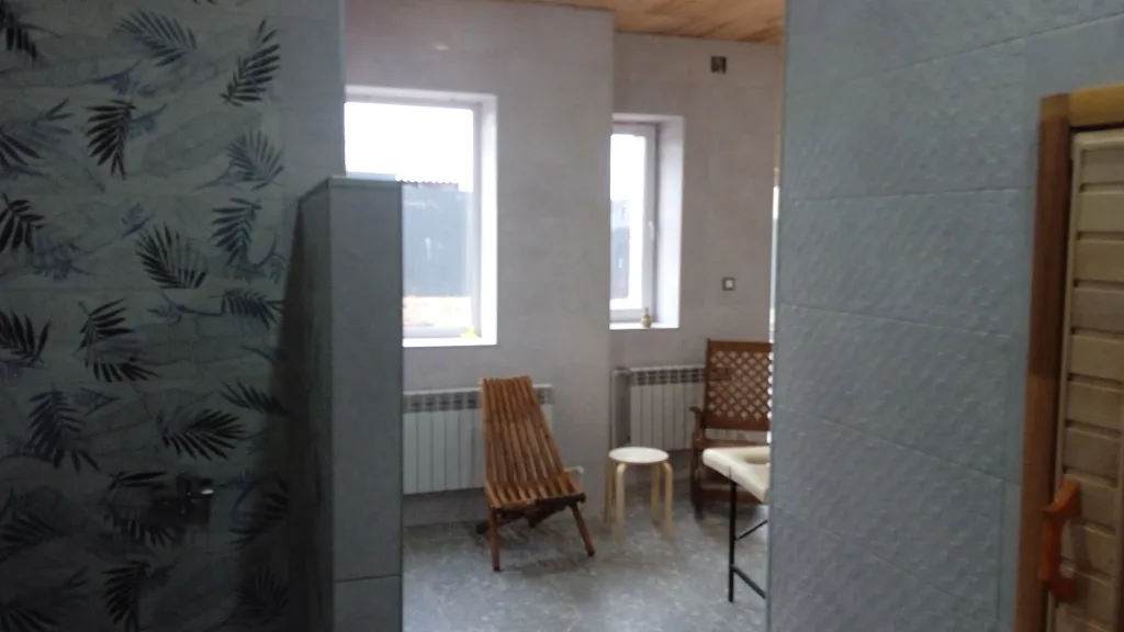 8-комнатный Дом