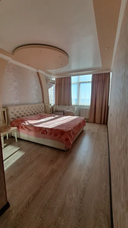 Хоста у моря