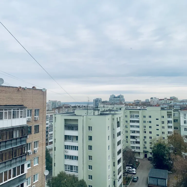 Однокомнатная возле набережной