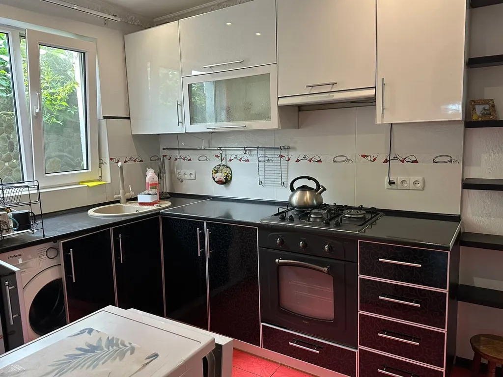 Коттедж Отдельно стоящий дом в центре — Судак