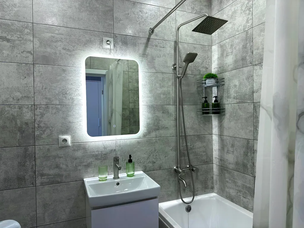 Студия Эрида у ТРЦ Планета и Дворца борьбы