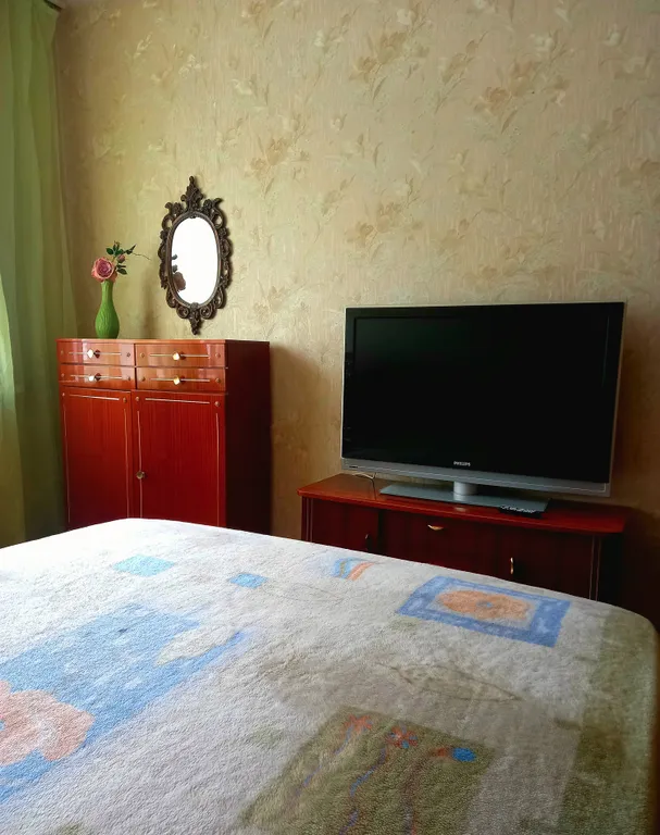 Квартира Квартира Сталинка со шпилем на красной площади — Красноярск