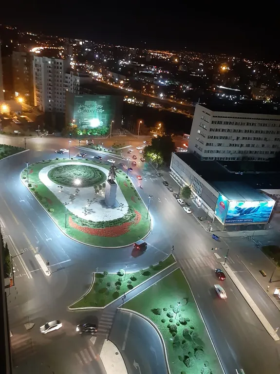 Двуспальная квартира в бизнес центре