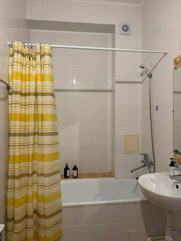 Трёхэтажный Дом в 15 м от моря вмещает до 12 взрослых гостей