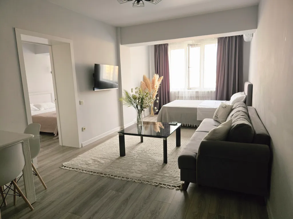 Интересная двушка в Молодежке