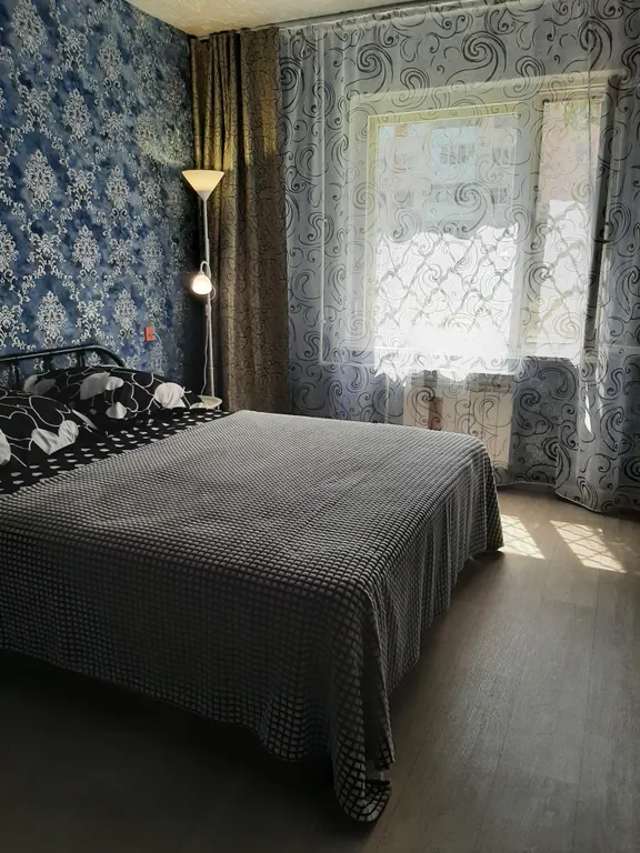 Уютная квартира в центре — аренда посуточно в Чапаевск