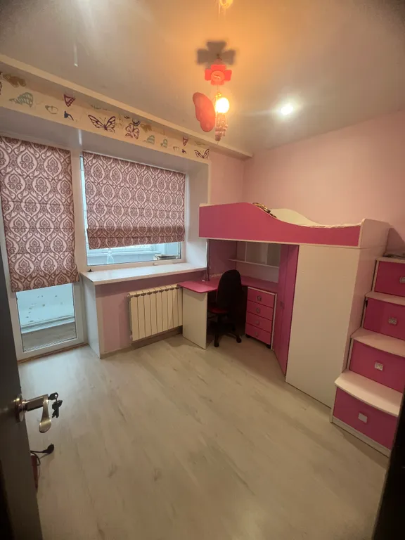 Двухуровневая квартира рядом с вотчиной Деда Мороза