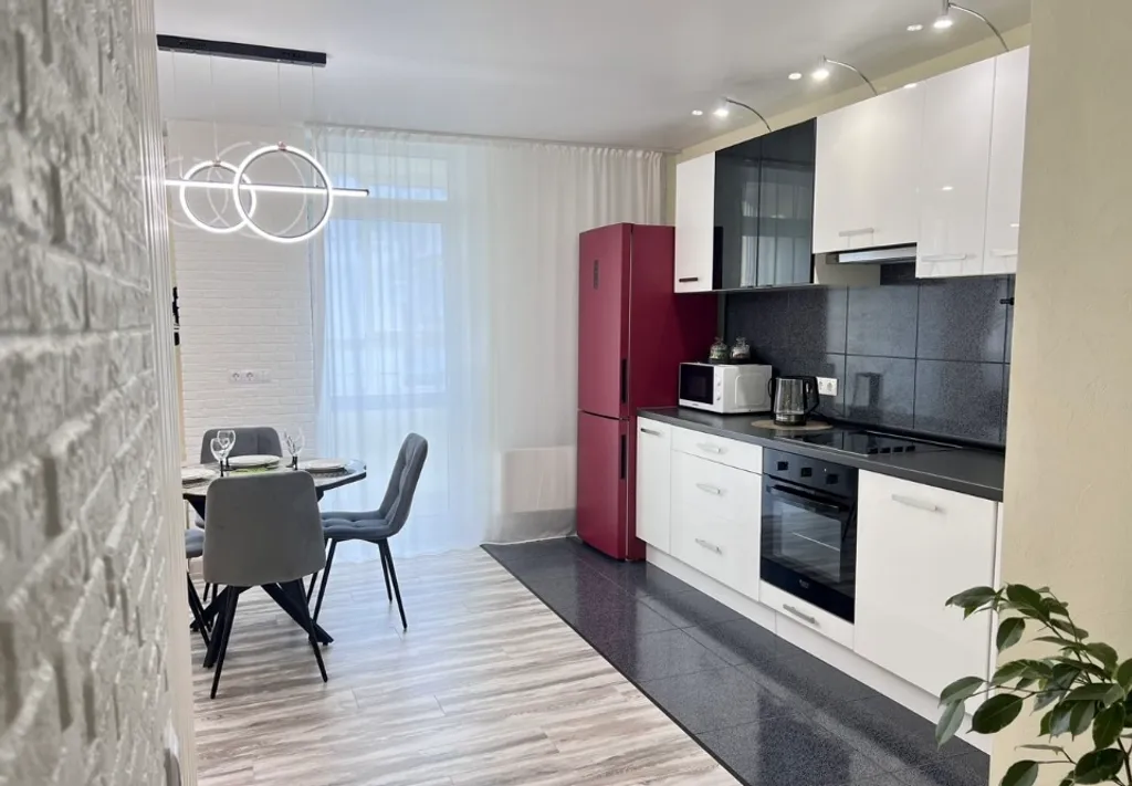 Квартира Квартира у метро Premium class — Екатеринбург