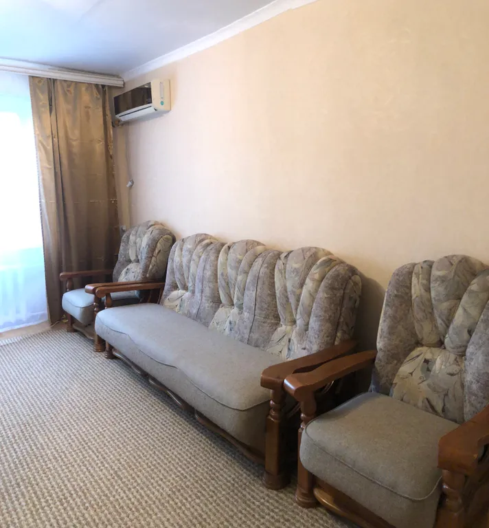 Светлая, уютная квартира в тихом районе с большой лоджией