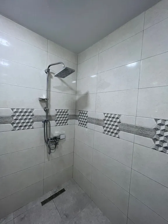 Квартира 2-комнатная Квартира — Батуми