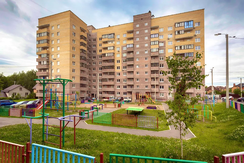 Сканди-шик с сауной и панорамным видом в центре