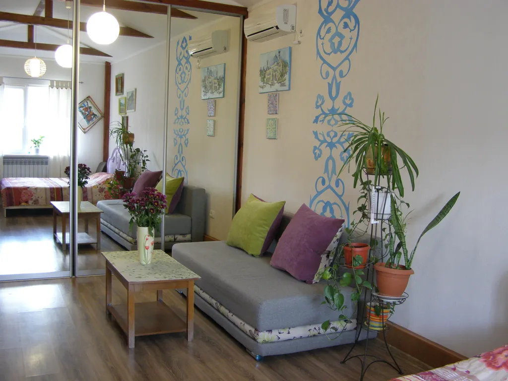 Квартира Студия в исторической части Ялты — аренда посуточно в Ялта