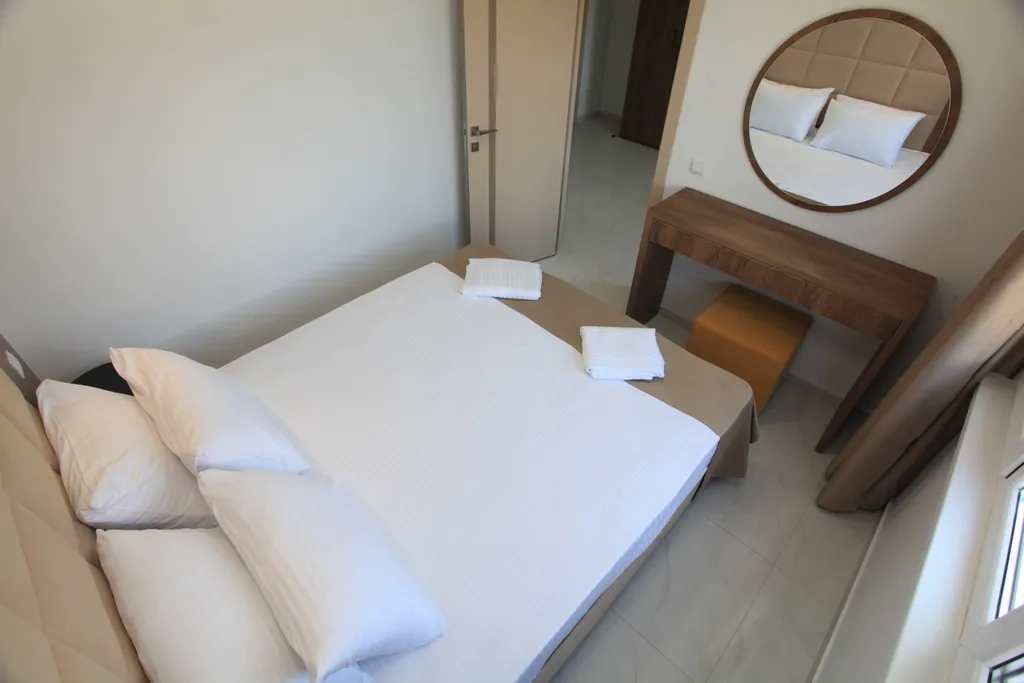 Полулюкс четырехместный