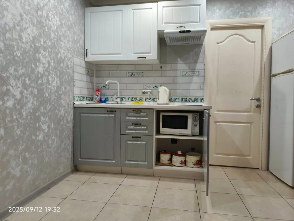 Квартира Однокомнатная квартира с видом на горы — Алушта