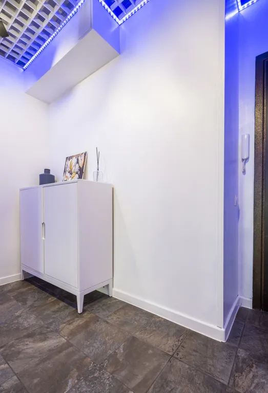 Loft с авторской планировкой, качелью с видом на город в ЖК БОльшом