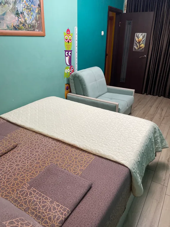 Комфортная квартира близ питьевой галереи