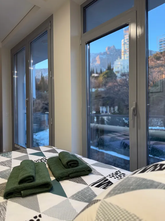 Дизайнерская квартира с видом на Ай-Петри