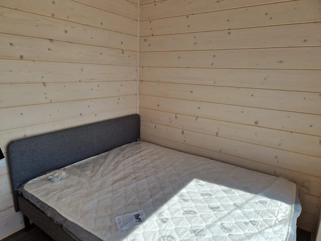 Домик в тихом месте у моря