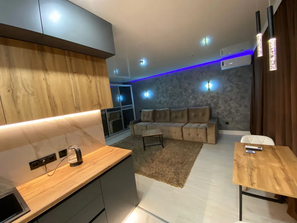 Квартира Люкс-студия в центре — аренда посуточно в Саратов