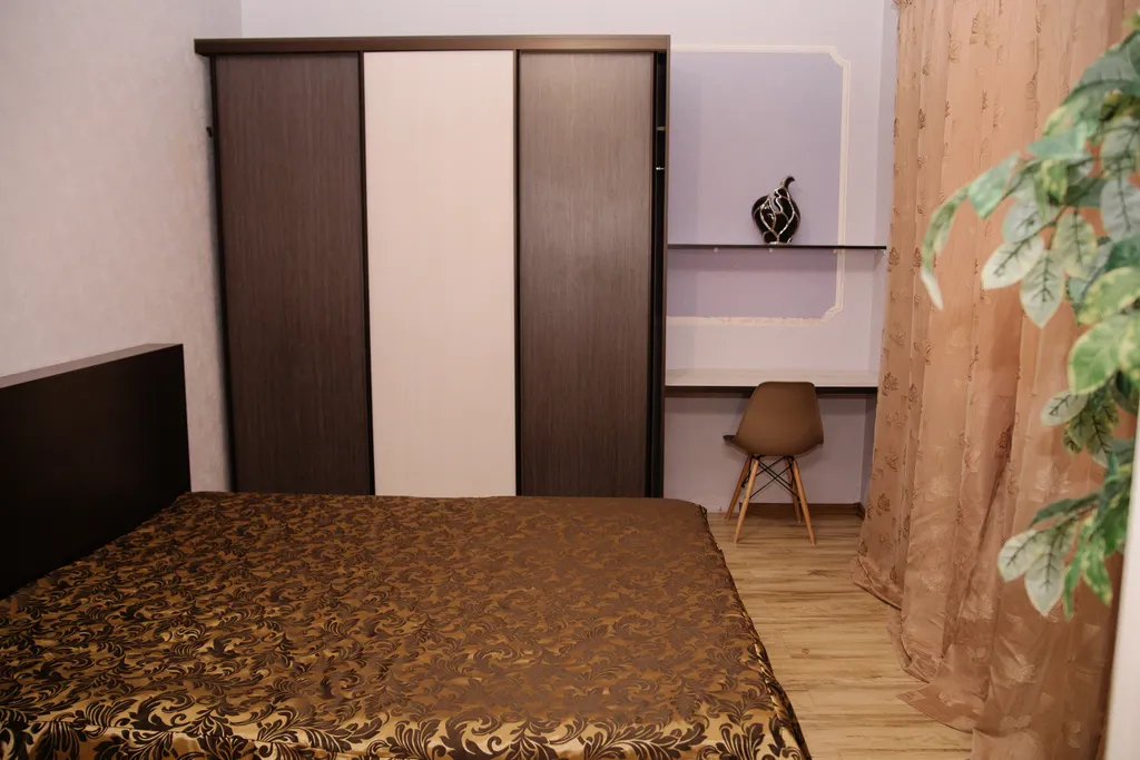 Дом с бассейном Лакшми