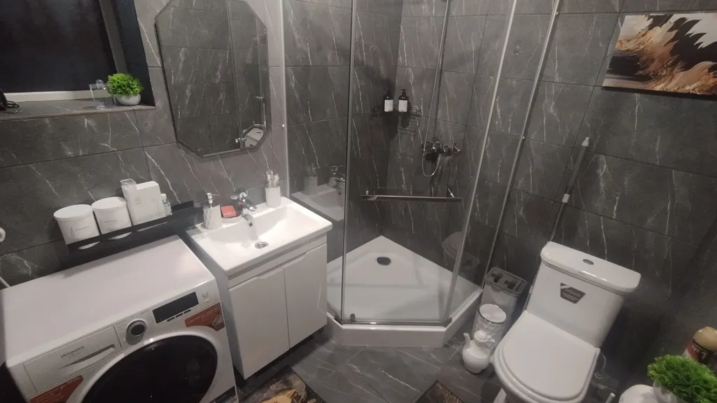 Двухэтажные апартаменты в центре, своя мангальная зона и тёплый гараж