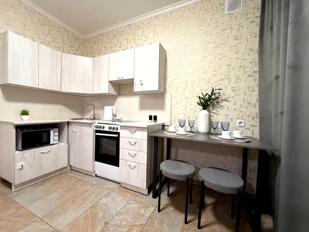 Квартира возле аэропорта в новом доме