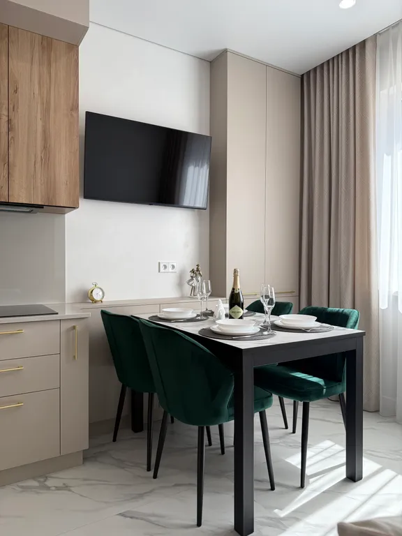 Апартаменты В Изумрудном Городе с дизайнерским ремонтом