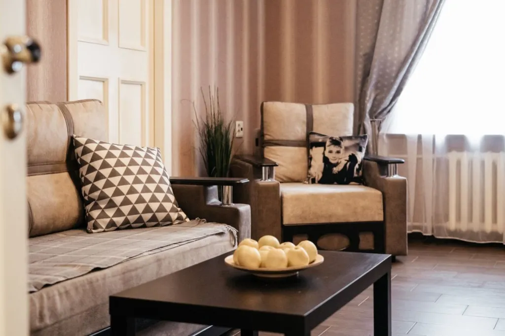 Сталинская Трёшка Халтуринский на главной улице города