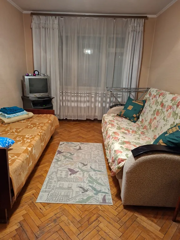 2-комнатная квартира в центре в курортной зоне рядом с санаторием Москва, Виктория