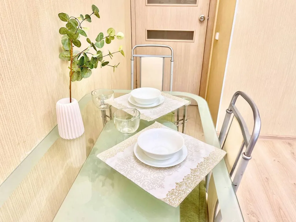 Евродвушка Апарт Гулливер с лоджией в центре