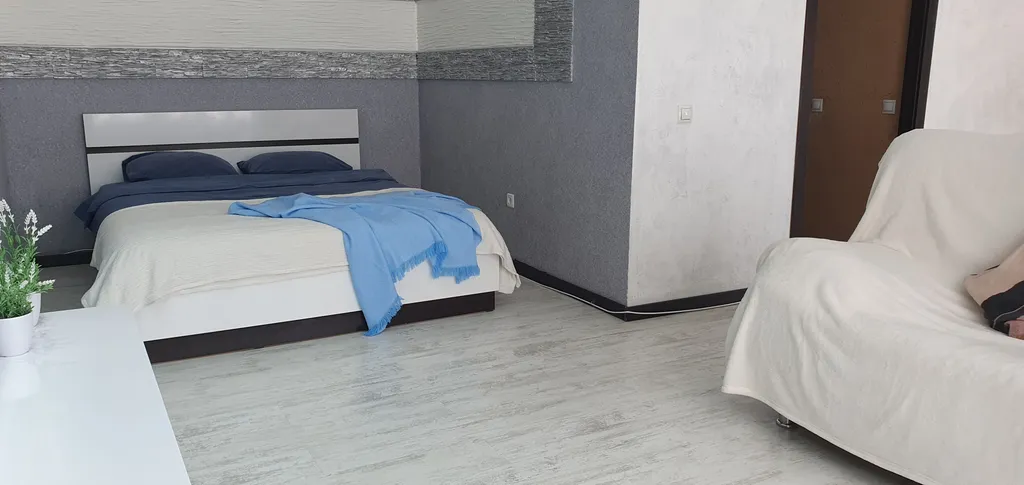 Дизайнерские апартаменты-лофт Радуга