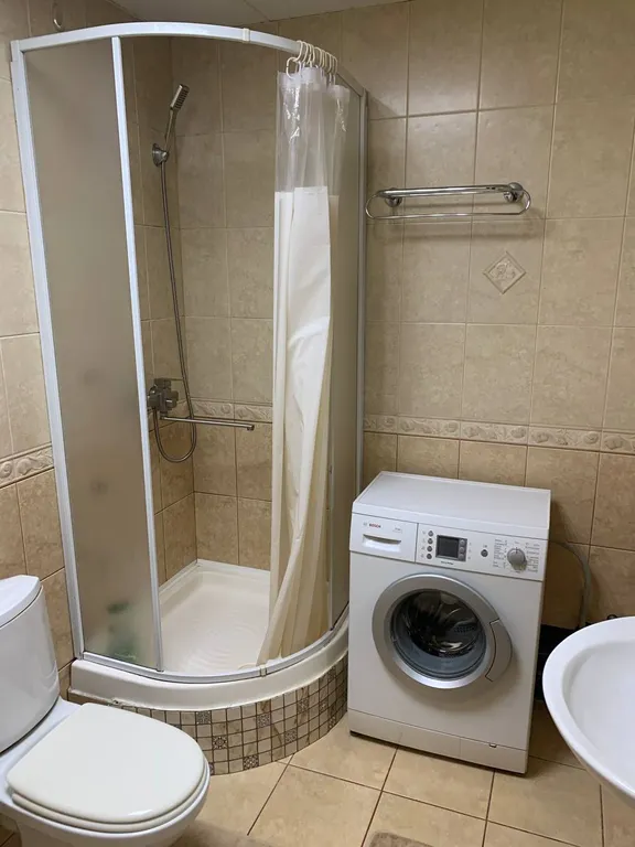 Двухкомнатная квартира около озера Кисегач и Еловое