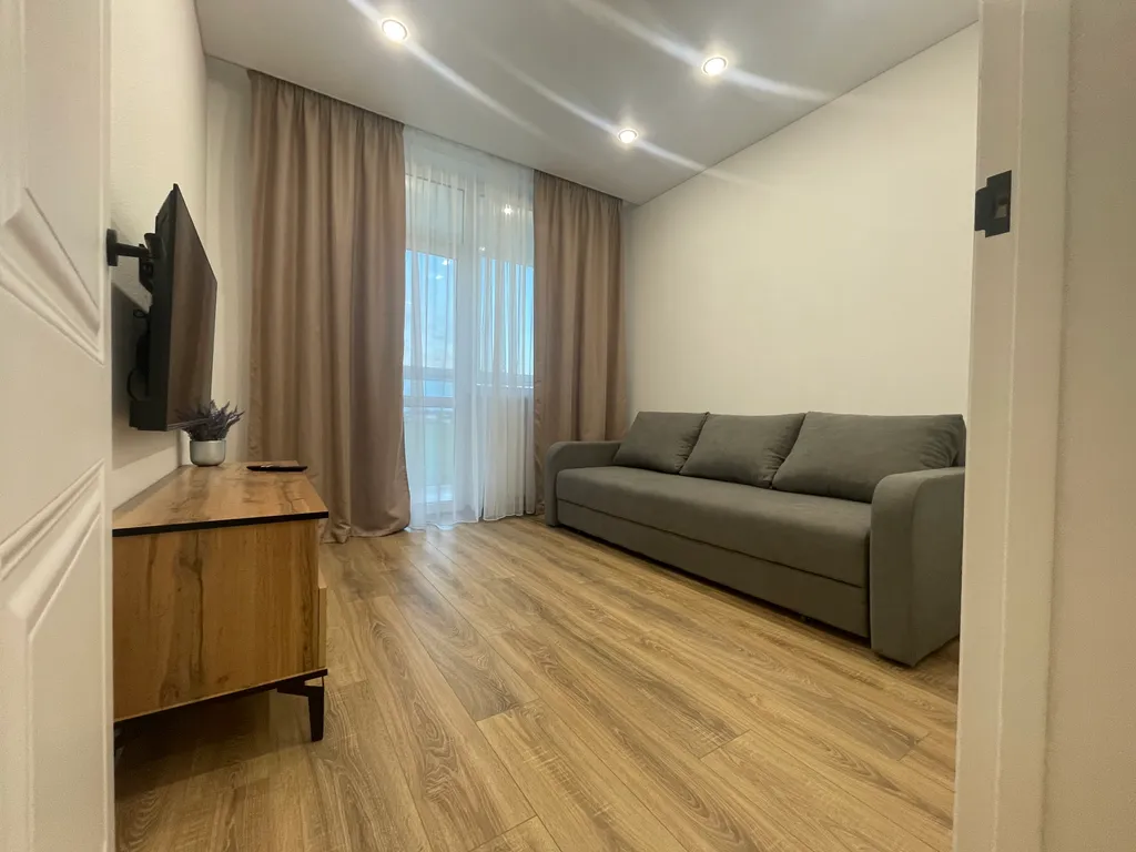 Уютная новая квартира — аренда посуточно в Ласкино