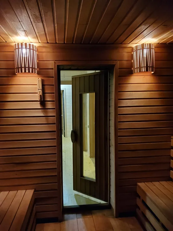 Загородный коттедж у леса