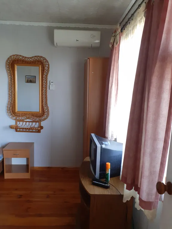 Домик с видом на море