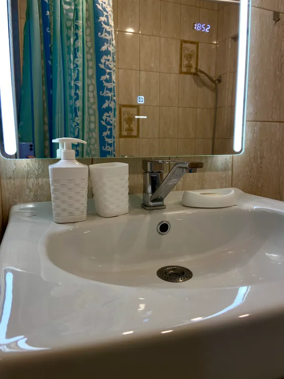 Квартира Квартира Новая большая студия с ванной — Сапроново