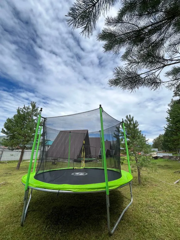 Домик в горах Лазурь Алтая