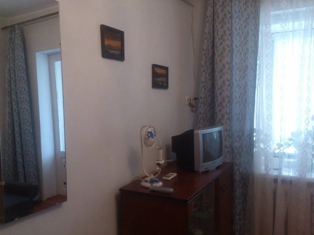 Комната с камином