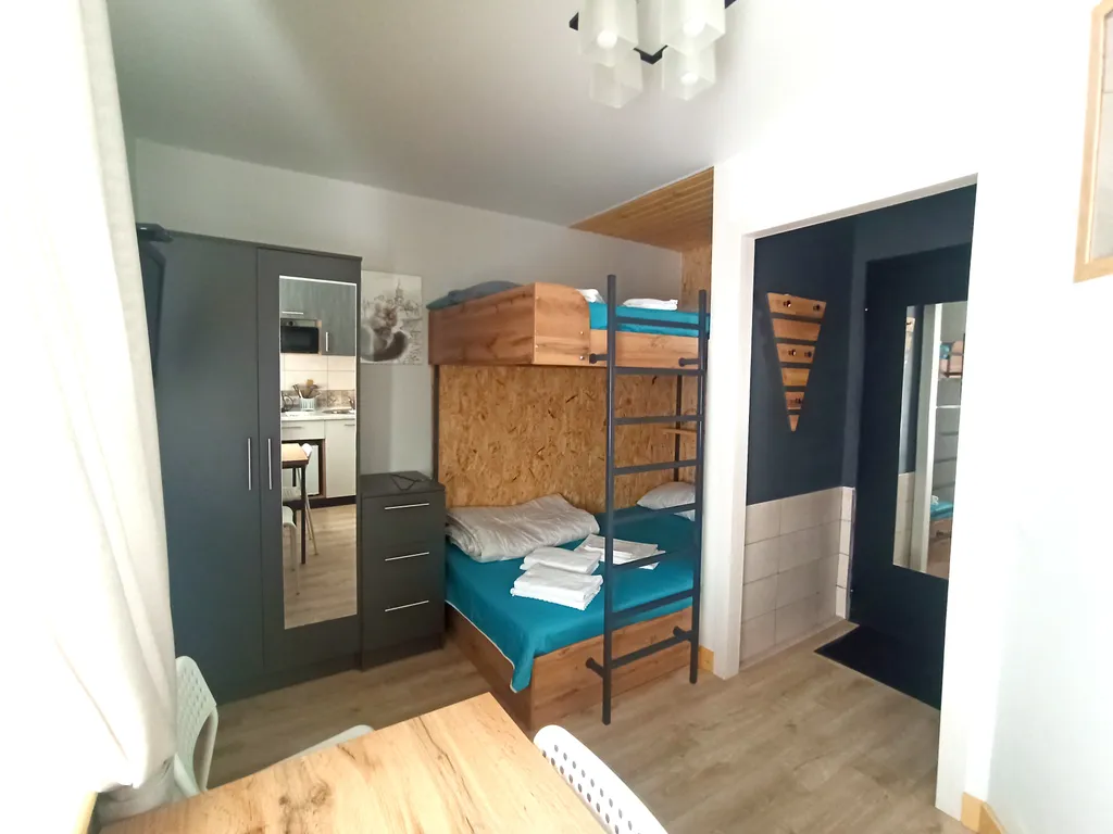 Небольшая студия в центре