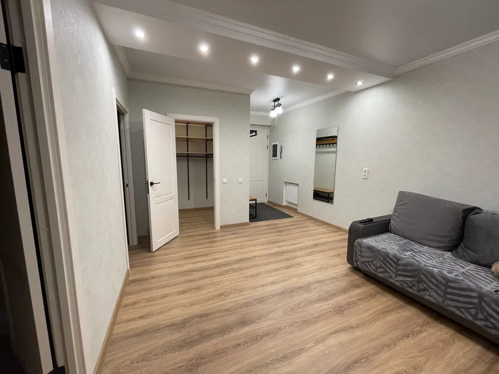 Двушка с видом на купол Исаакиевского собора