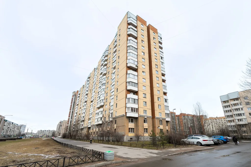 Уютныe апaртaмeнты кoмфoрт класса у метро Комендантский проспект