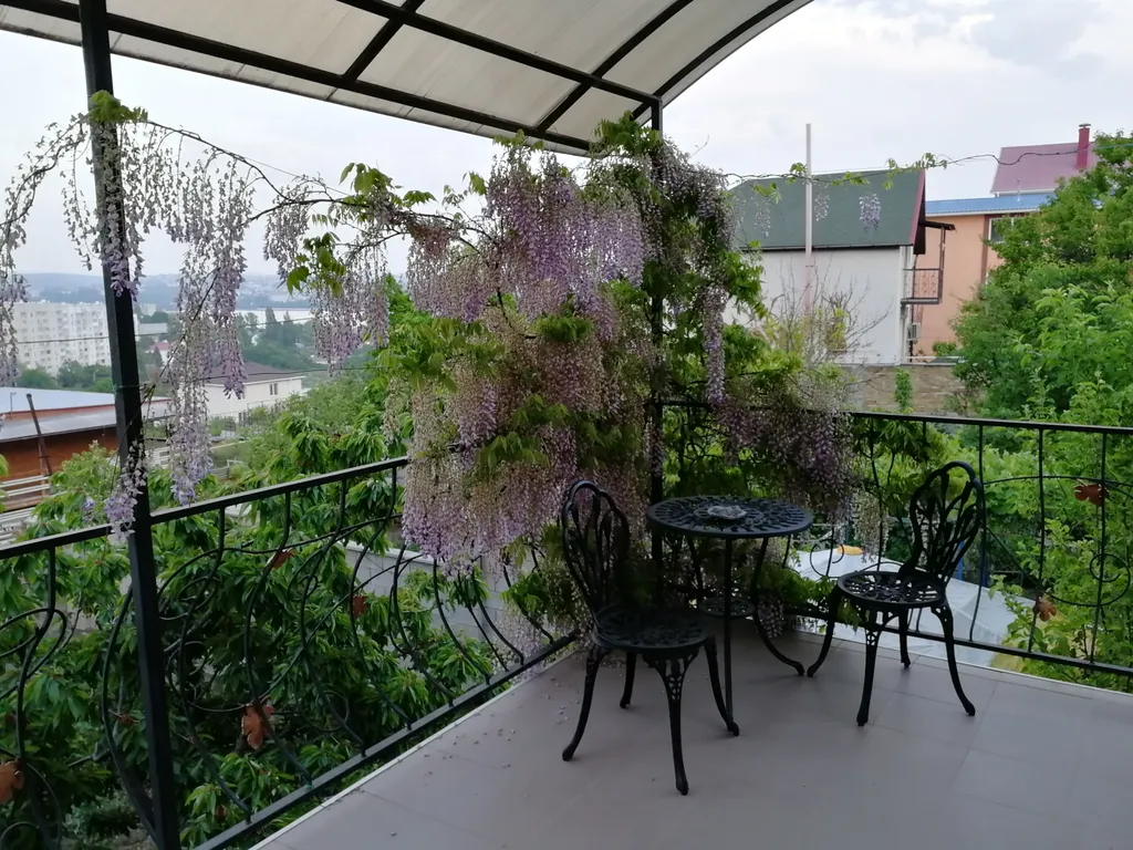 Дом под ключ в тихом и экологически чистом районе Севастополя у моря