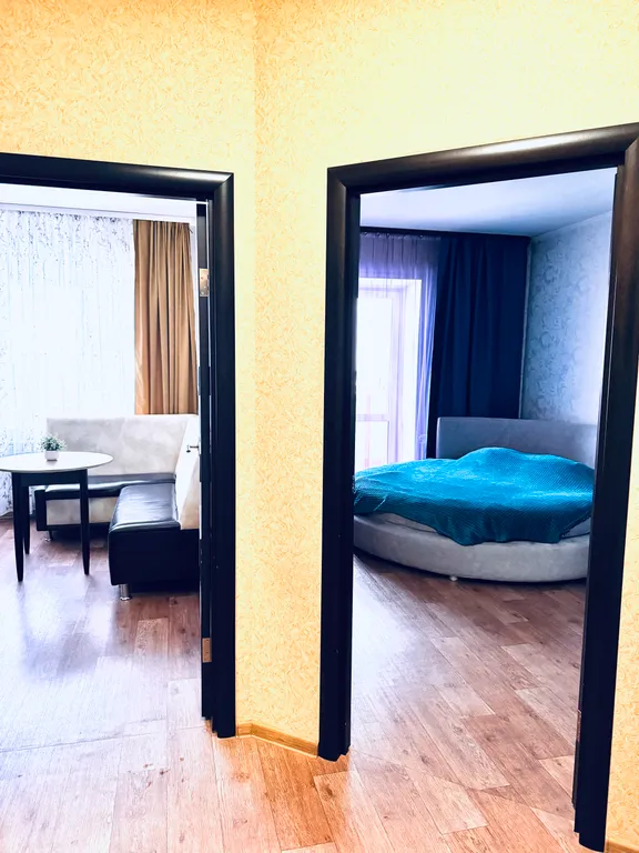 Омск Кировский у ТЦ Мега