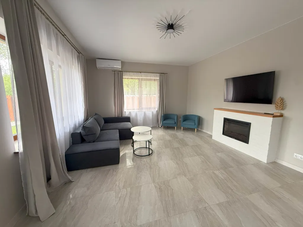 Новый уютный дом с баней у леса