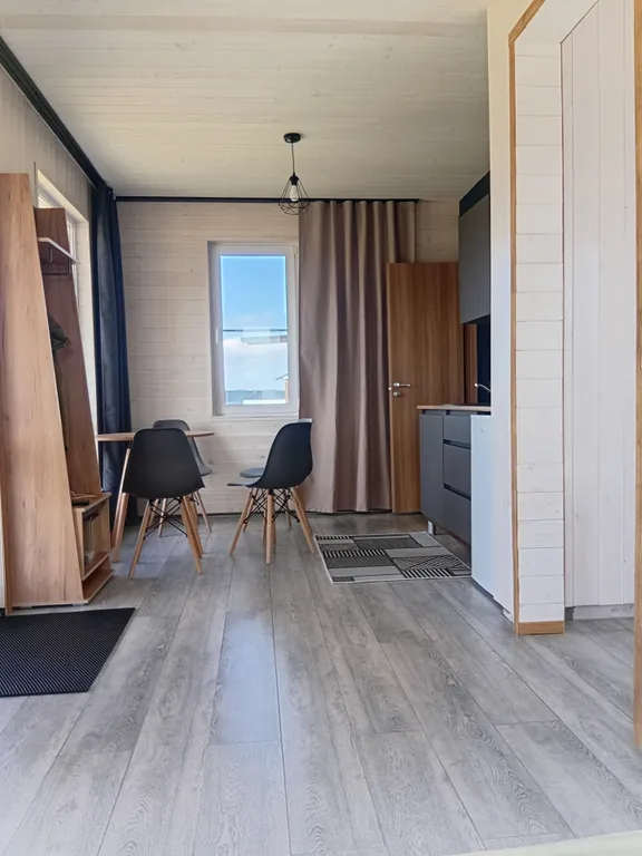 Уютный дом на берегу озера Камбулат