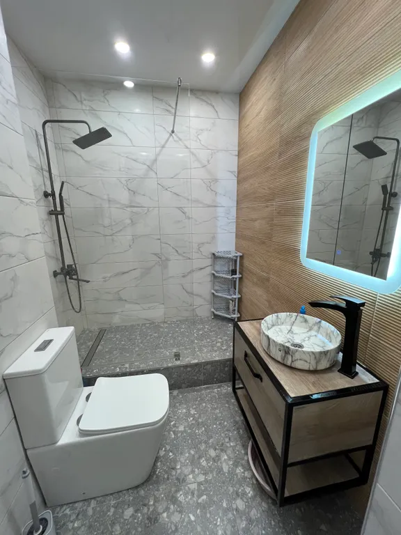 Уютная квартира рядом с Анжи-ареной с видом на море