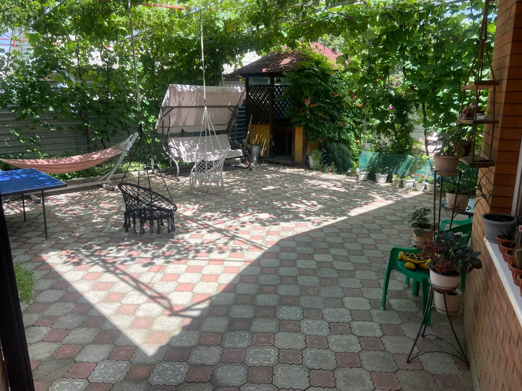 Уютный домик в тихом месте