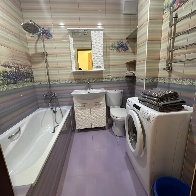 Отдыхай комфортно в гармонии с природой .

Квартира 100 кв. М.