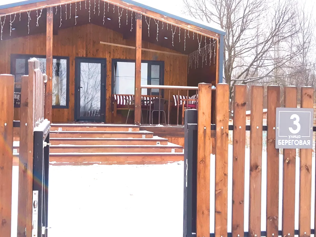 Коттедж Дом на Волге с рубленной баней и банным чаном — Бор