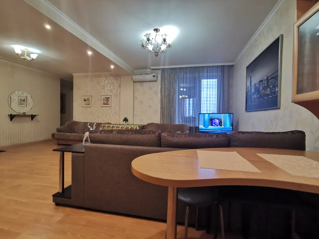 Большая квартира рядом с зоопарком и дельфинарием, метро Заельцовская